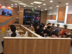 大堂-魏家凉皮(长缨东路店)