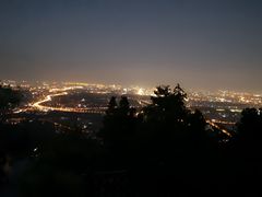 -鬼笑石后山停车场