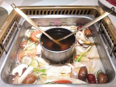 新鲜现调三鲜锅-雾都渣渣火锅(南城智汇城店)