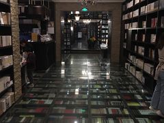 店内环境-钟书阁(松江泰晤士小镇店)