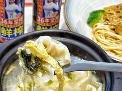 -馋三尺蟹粉小笼(人民广场店)