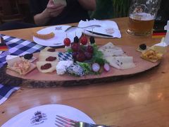 -皇冠自酿啤酒坊(中国红街5号楼店)
