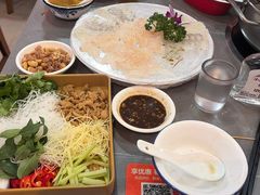 -官塘陈记鱼生·潮汕砂锅粥·牛肉火锅(潮枫路总店)