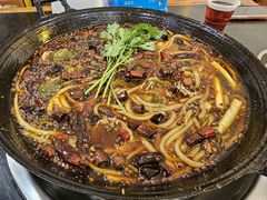-鸿顺老铁锅美蛙鱼府(解放碑店)