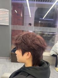 -藤野造型烫发染发