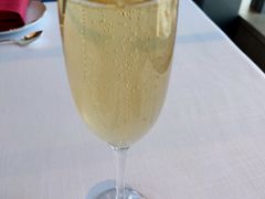 香槟-悦厅·下午茶(杭州柏悦酒店)