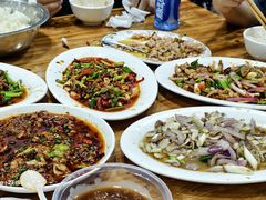 -九九牛肉馆(南山路店)
