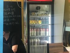 -小梁哥云吞面(黄贝岭店)