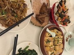 -五谷芳乳鸽王(海景店)