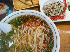 -伊京轩兰州牛肉面(闹市口店)