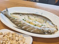 清蒸白鱼-品鲜村农家菜·阳澄湖大闸蟹(总店)