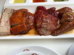 -新大咀港式茶餐厅(宝山万达店)