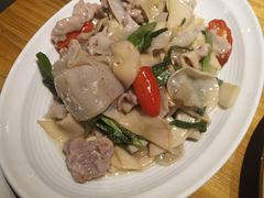 -十三式重庆江湖菜(金茂览秀城店)