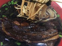 -小龙大肉面馆