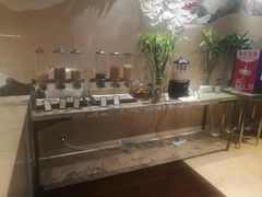 -大理实力希尔顿酒店•香全日制餐厅