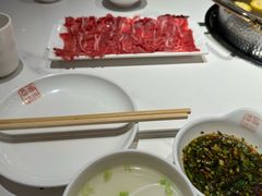 -犇鼎牛潮汕牛肉火锅(新辰里学清路店)