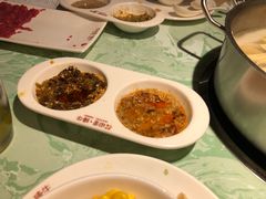 -浪里寻·臻牛养生牛肉火锅(方圆荟店)