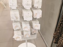 -H&M(鹏欣水游城店)