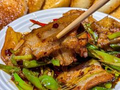-粉墨特色菜·烧烤音乐酒馆