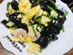 -东来菜馆•手抓海鲜家常菜•海鲜锅贴(鸽子窝店)