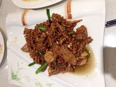 -闫府私房菜(经四路万达店)