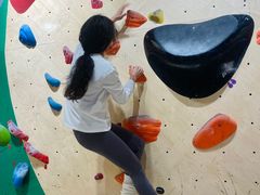 -ROCKPLUS攀岩馆(环宇城店)