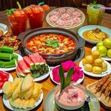 🍣无锡人!这家酸菜鱼店疯了吧!活鱼蹦着上桌