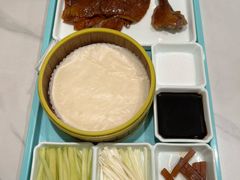 -姚姚酸菜鱼·金戈戈香港豉油鸡(喜荟城联名店)