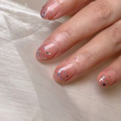 -天生爱美甲