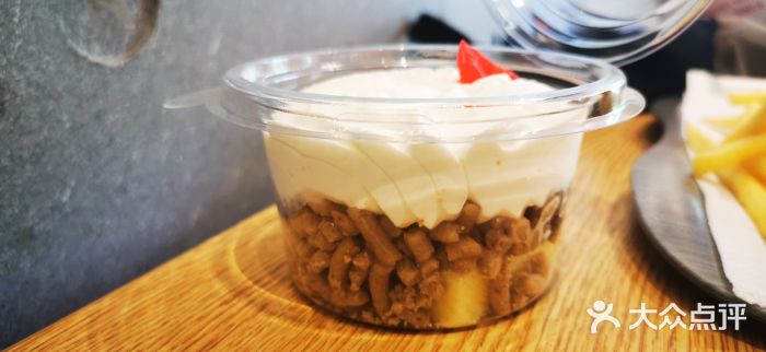 红宝石·鲜奶小方·海派西点房(联洋店)图片