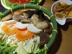 -尚品小土屋涮毛肚(李沧万达店)