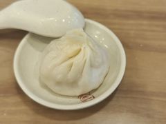 -佬钱湾仔(衣裳街店)