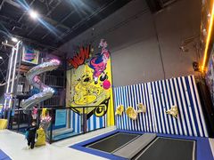 -超时空蹦床团建·VR潮玩运动娱乐·生日派对游乐园(金桥店)