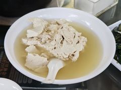 -土砂锅生态山庄·非遗砂锅雅鱼