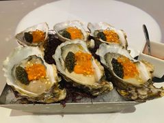 玫瑰粉钻生蚝拼盘-Le Bistrot de Racine