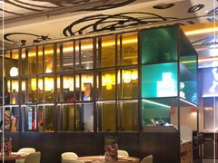 等位区-菲滋意式餐厅(鄞州印象城店)