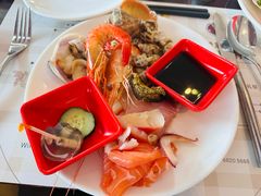 -荣誉国际酒店-云顶旋转餐厅