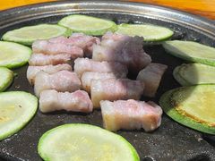 -唯成•韩国炭火烤肉 유성고기