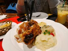 -申德勒加油站餐厅(三里屯北小街店)