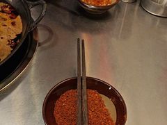 -鹿鸣山草本茶香火锅(园西路店)