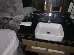 -乌鲁木齐环球国际大酒店