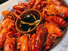 -老街烧烤大排档·地道湖北菜·龙虾馆(汉口火车站店)