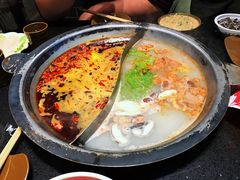 -宽板凳老灶火锅(簋街店)