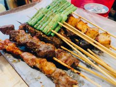 -串鑫