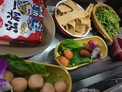 -生活如沸·顺德水牛奶火锅(大学路店)