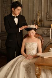 -雪中彩影婚纱摄影·微光艺术中心