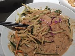 -关东小磨东北菜(漕河泾印象城店)