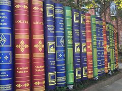 -钟书阁(松江泰晤士小镇店)