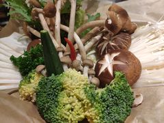 蔬菜菌菇豆腐拼盘-煲宫(华润万象城店)