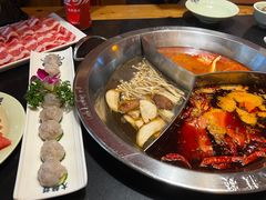 -大龙辣火锅·龙虾·烧烤(湖滨新天地店)